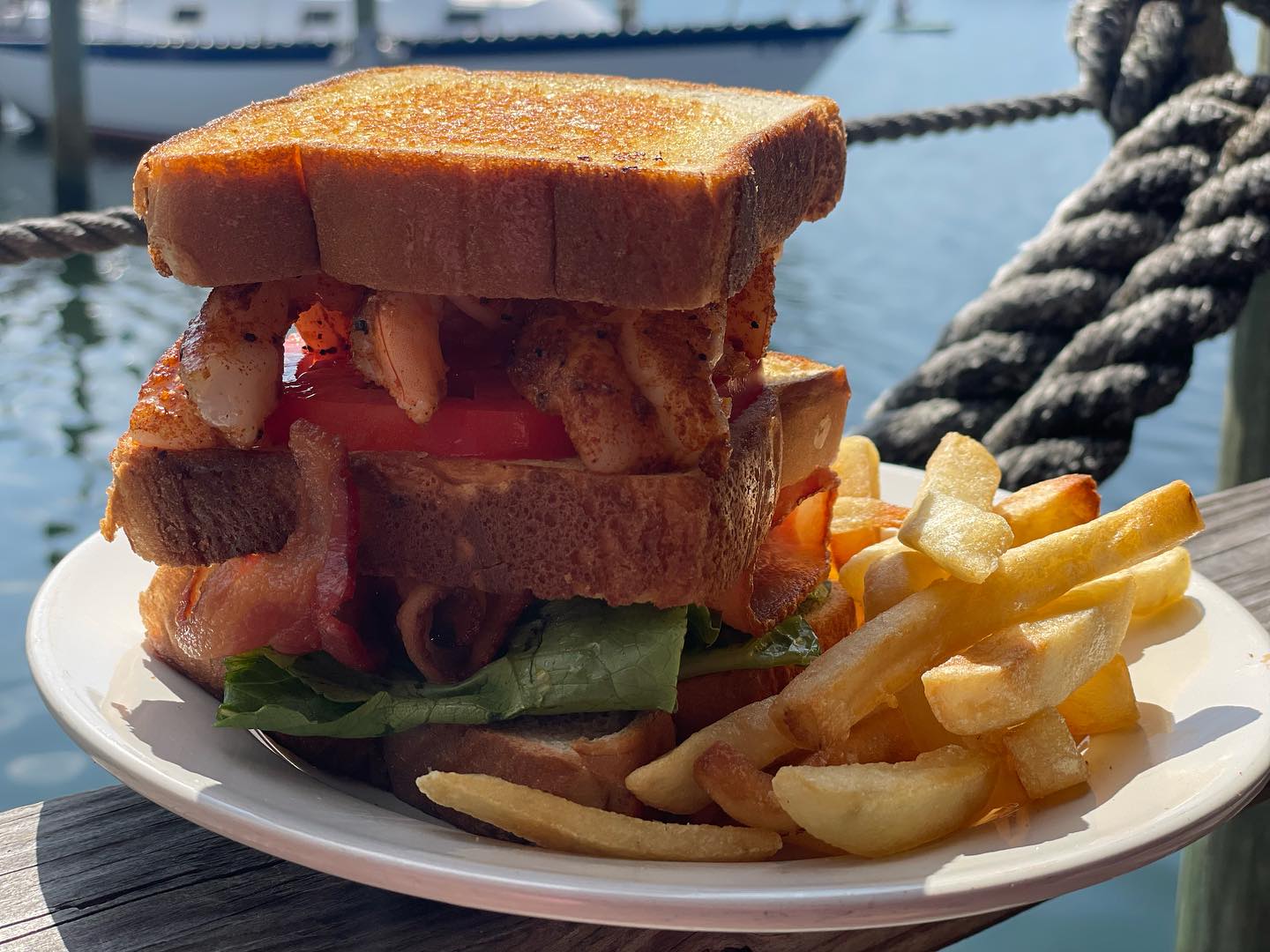 Bayou Joes Marina and Grill